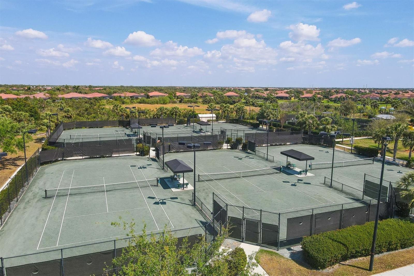 10533 CROOKED CREEK DR, VENICE, FL, 34293