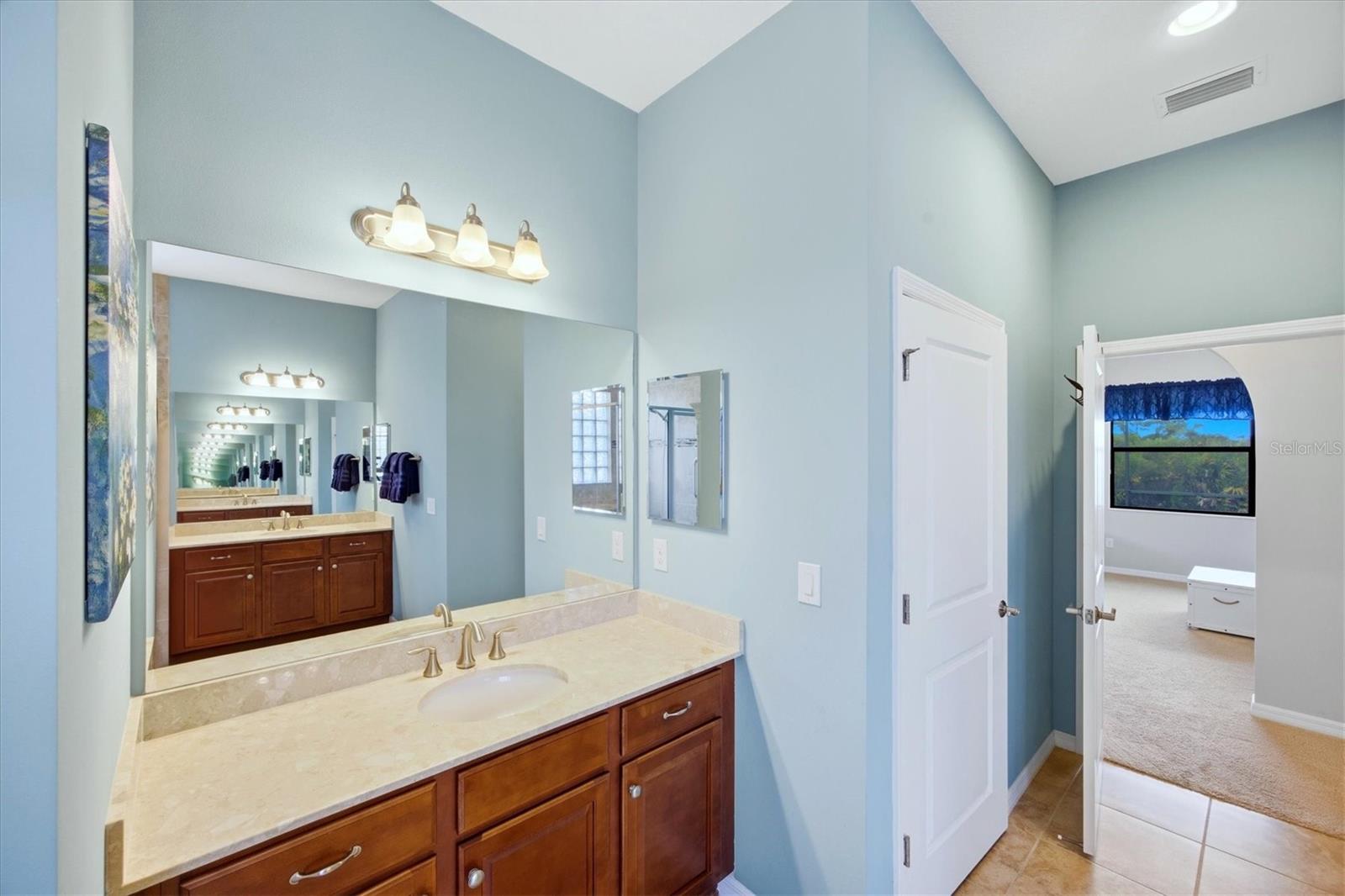 10533 CROOKED CREEK DR, VENICE, FL, 34293