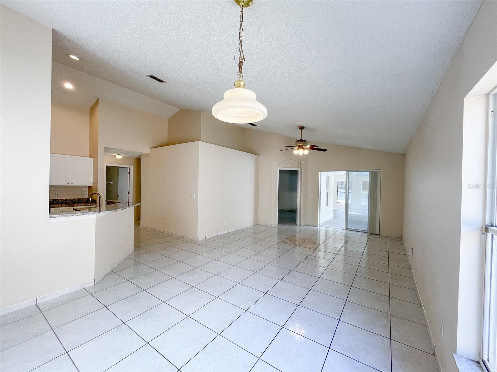 1902 PALMETTO PINE LN, ORLANDO, FL, 32826