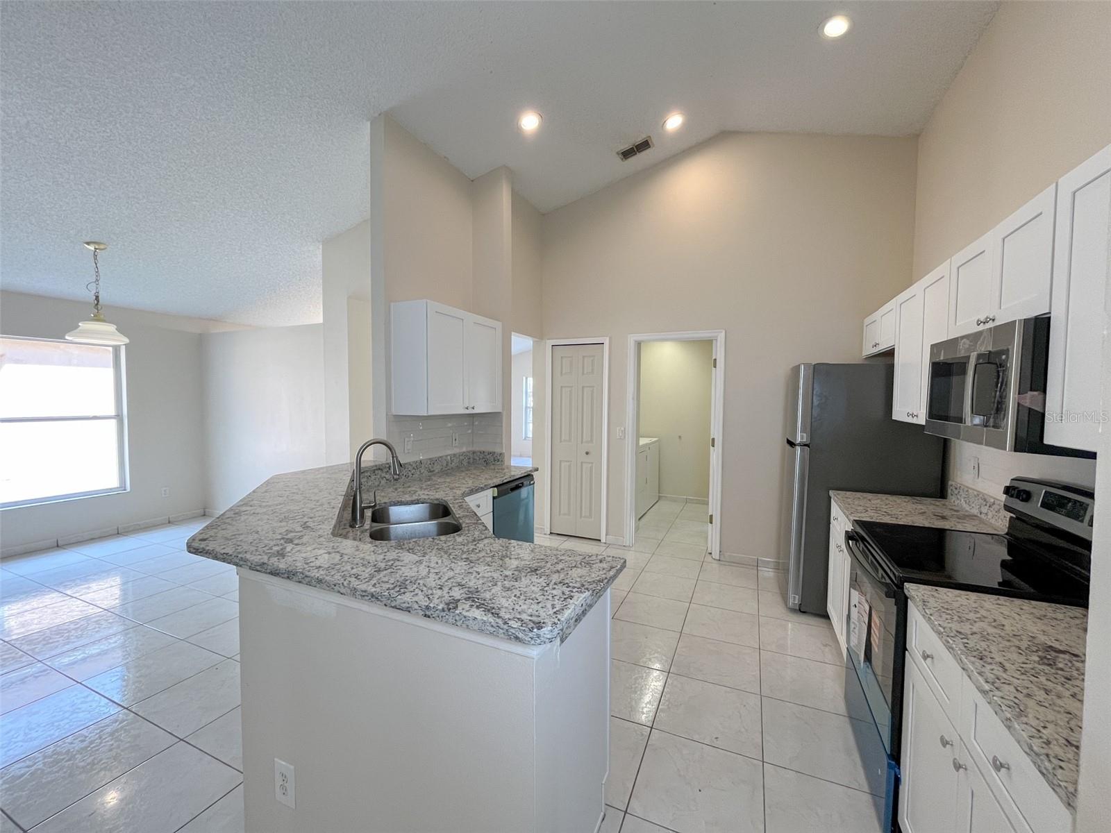 1902 PALMETTO PINE LN, ORLANDO, FL, 32826