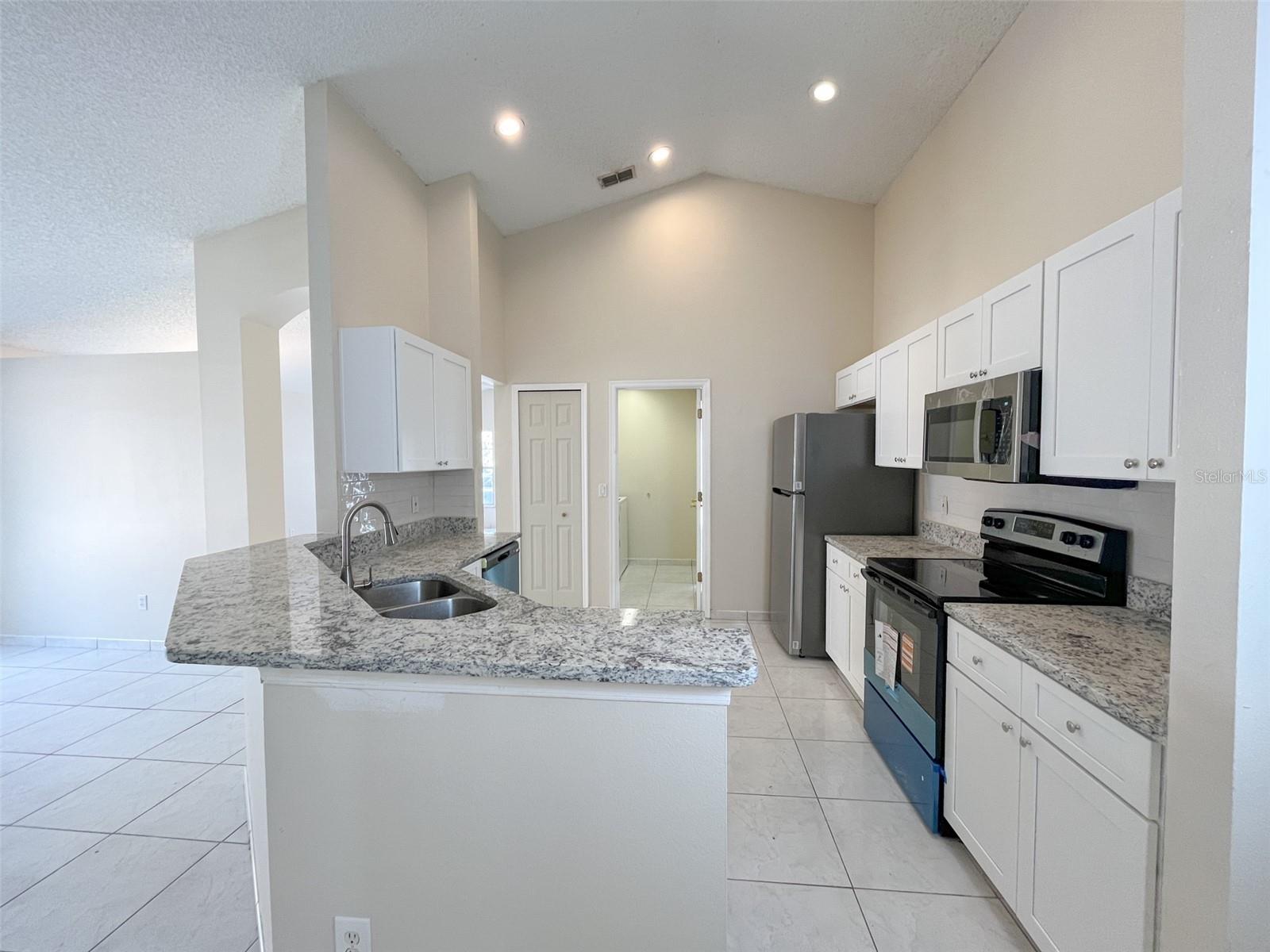 1902 PALMETTO PINE LN, ORLANDO, FL, 32826