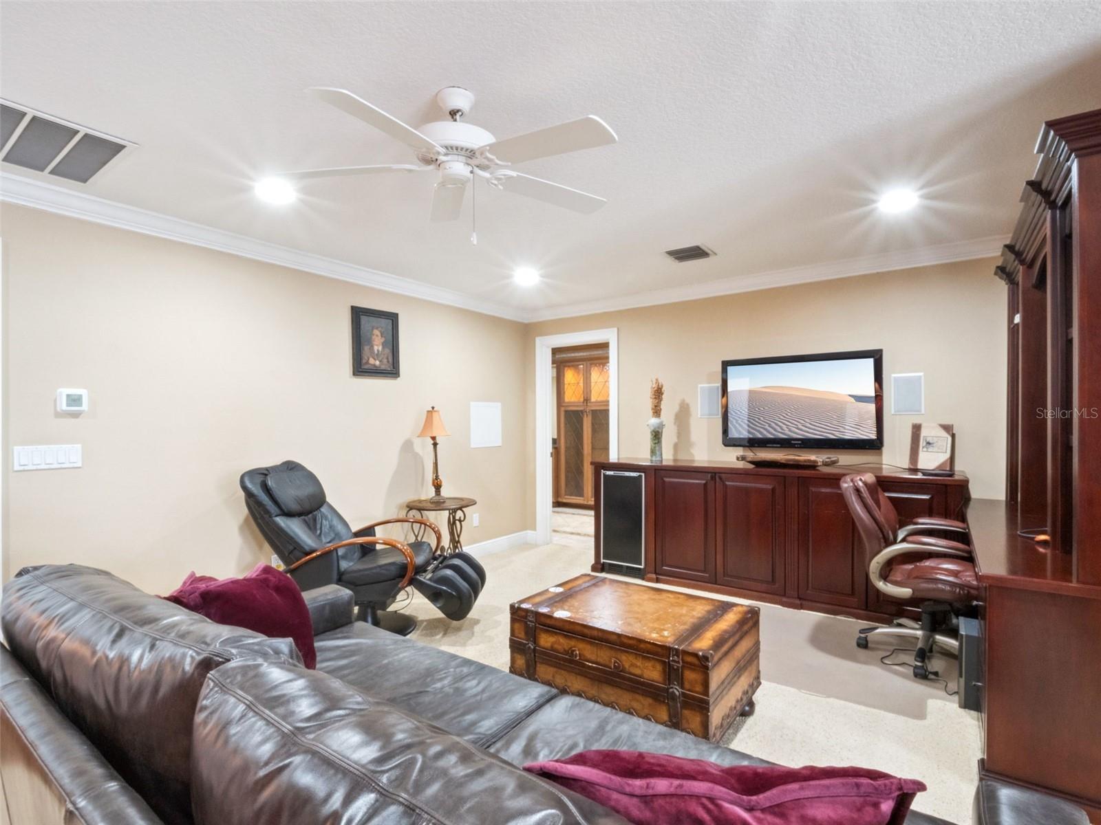 1490 LAKESHORE DR, MOUNT DORA, FL, 32757