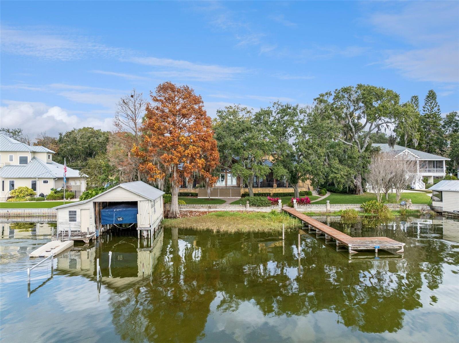 1490 LAKESHORE DR, MOUNT DORA, FL, 32757