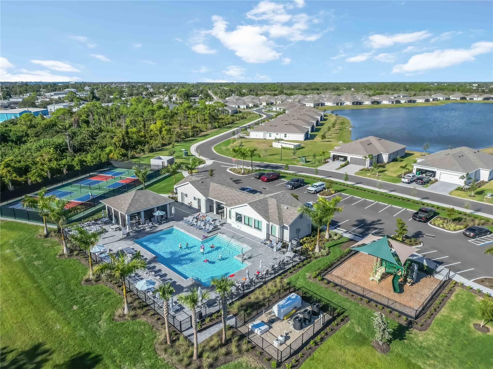 8466 WATER LILY CT, ENGLEWOOD, FL, 34224