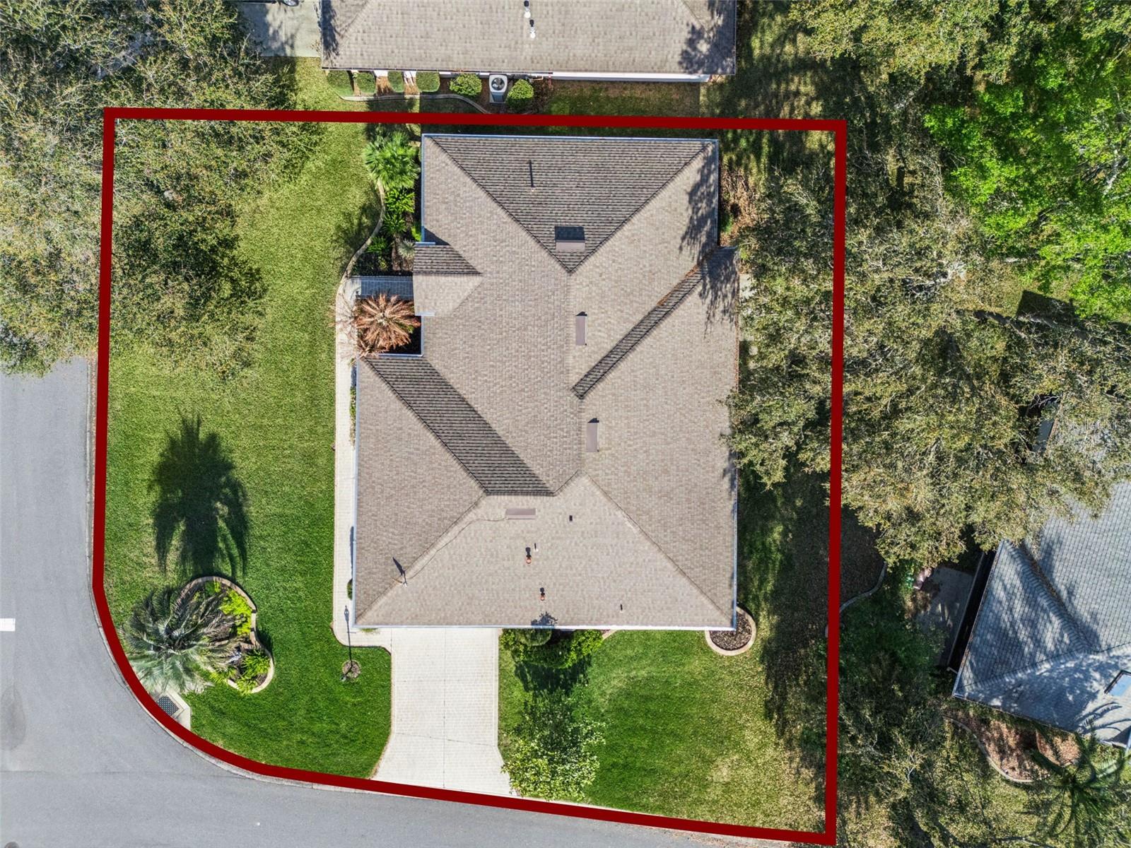 21533 KING HENRY AVE, LEESBURG, FL, 34748