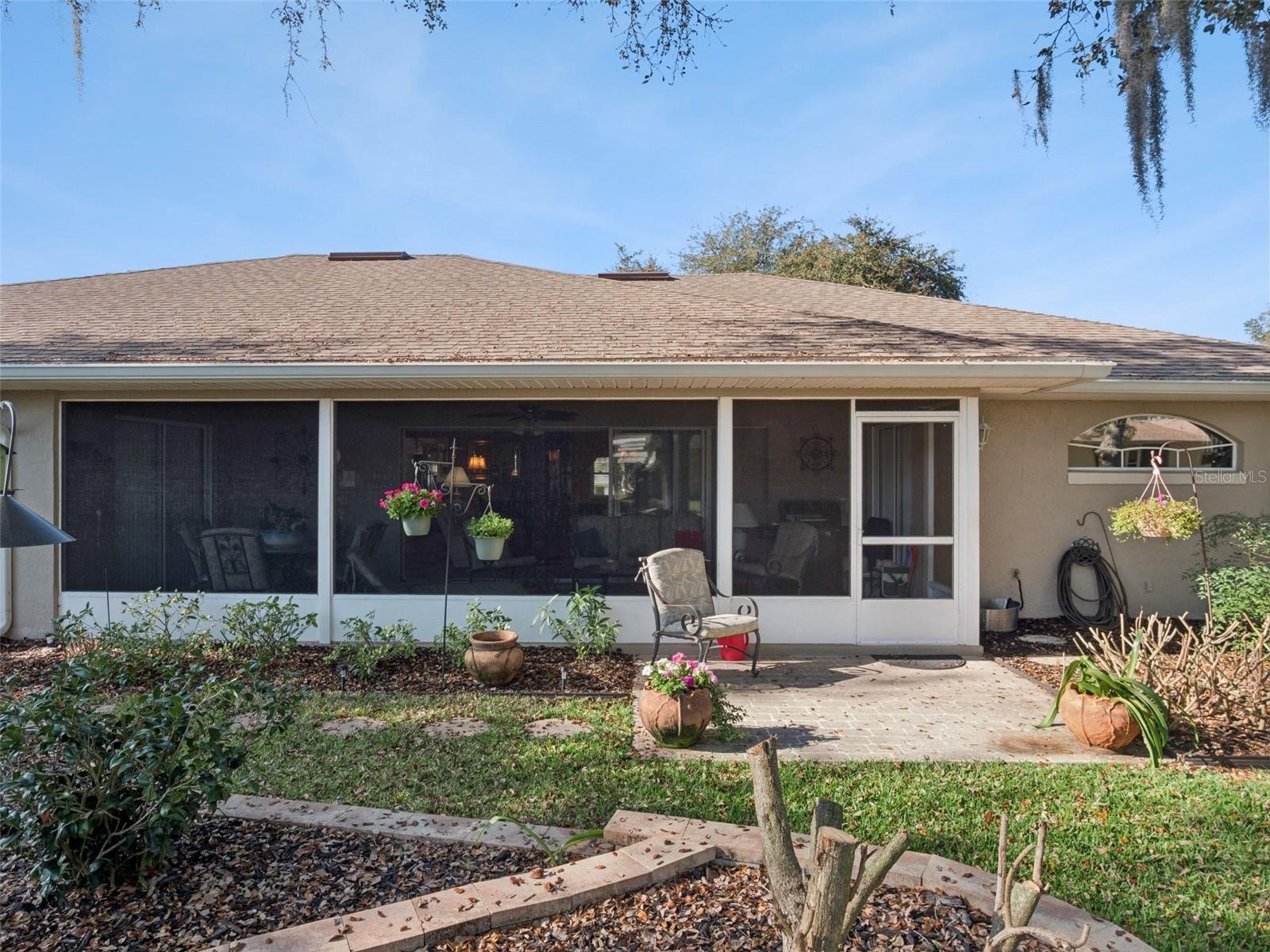 21533 KING HENRY AVE, LEESBURG, FL, 34748