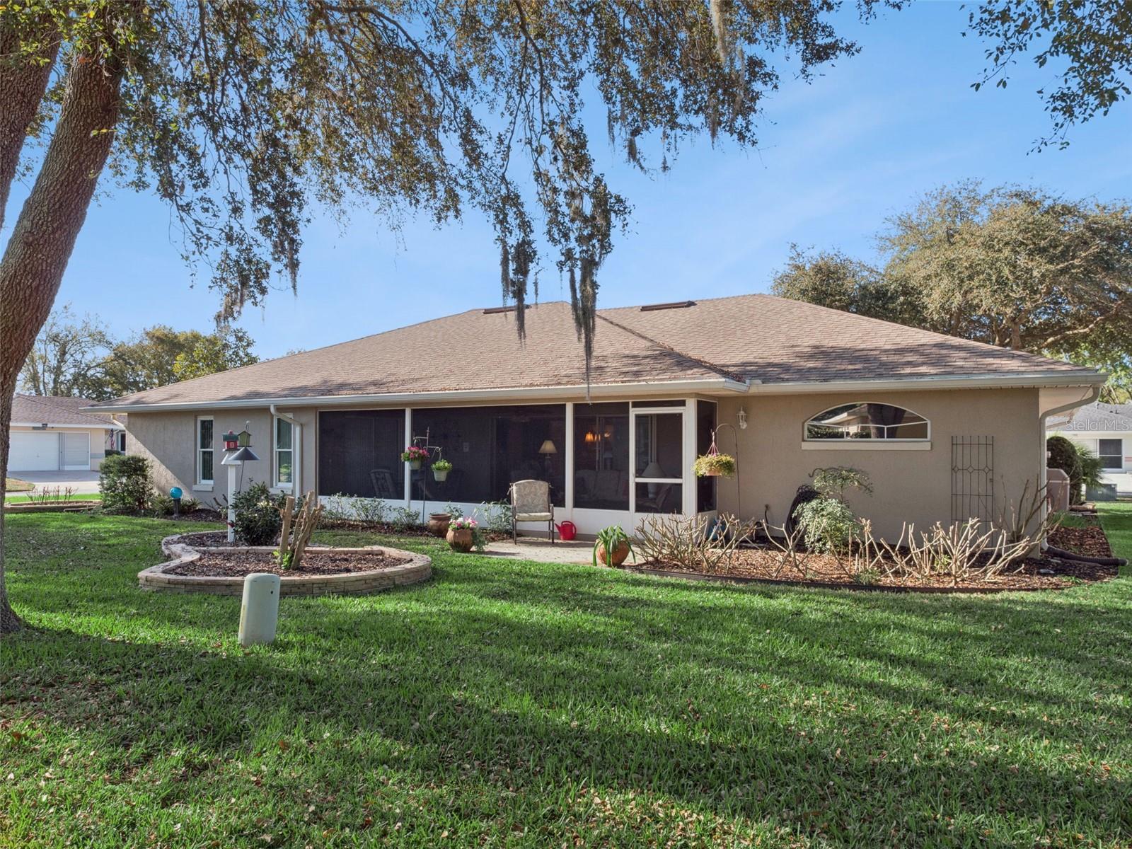 21533 KING HENRY AVE, LEESBURG, FL, 34748