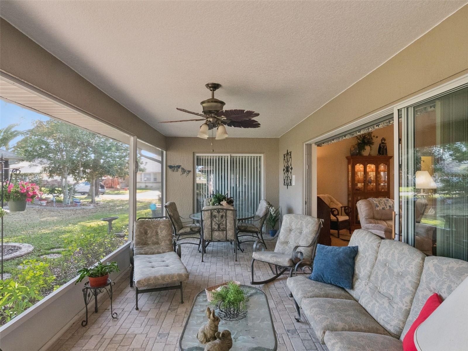 21533 KING HENRY AVE, LEESBURG, FL, 34748