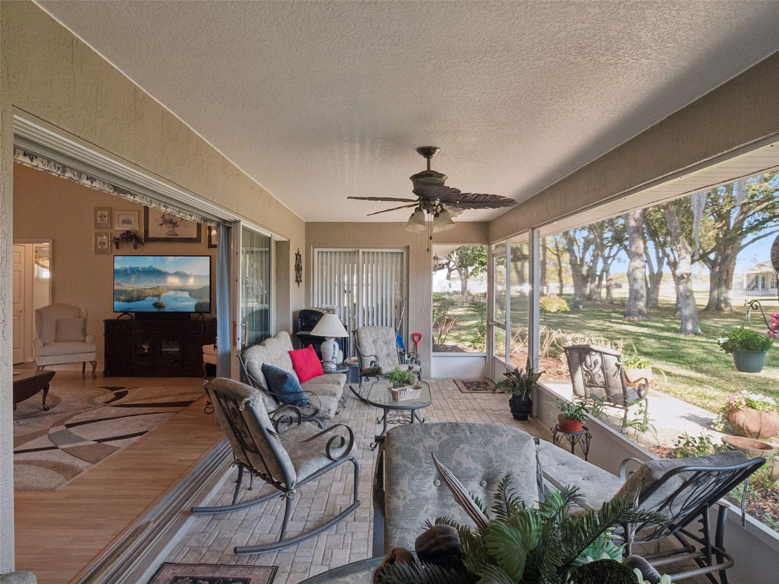 21533 KING HENRY AVE, LEESBURG, FL, 34748