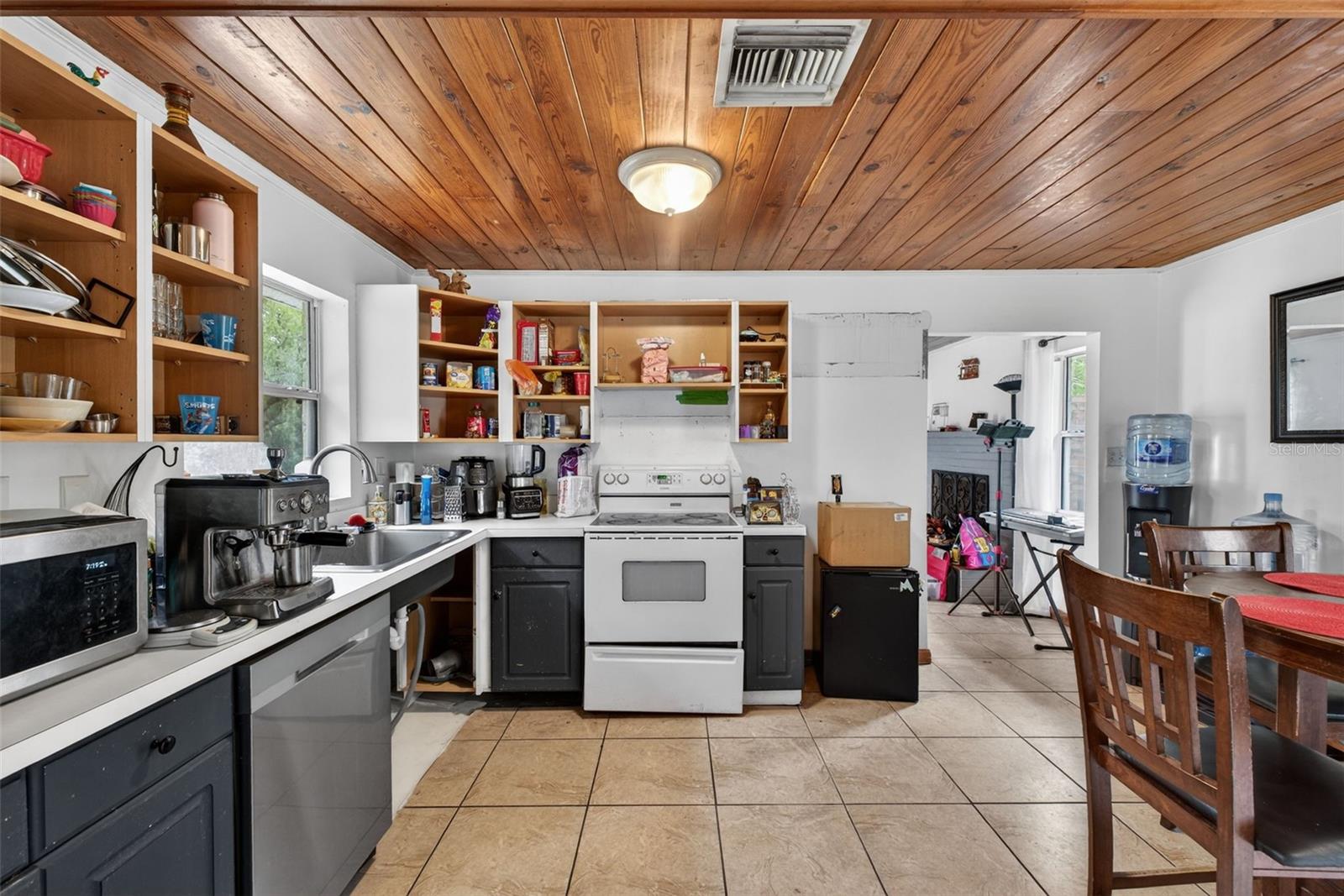 8023 STONE RD, APOPKA, FL, 32703