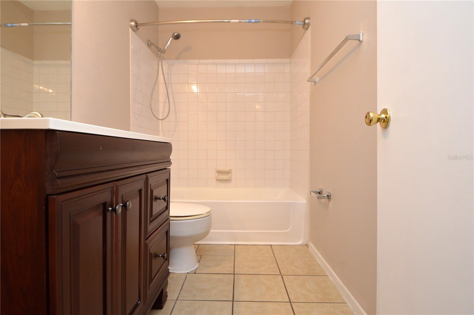 8653 FANCY FINCH DR #101, TAMPA, FL, 33614