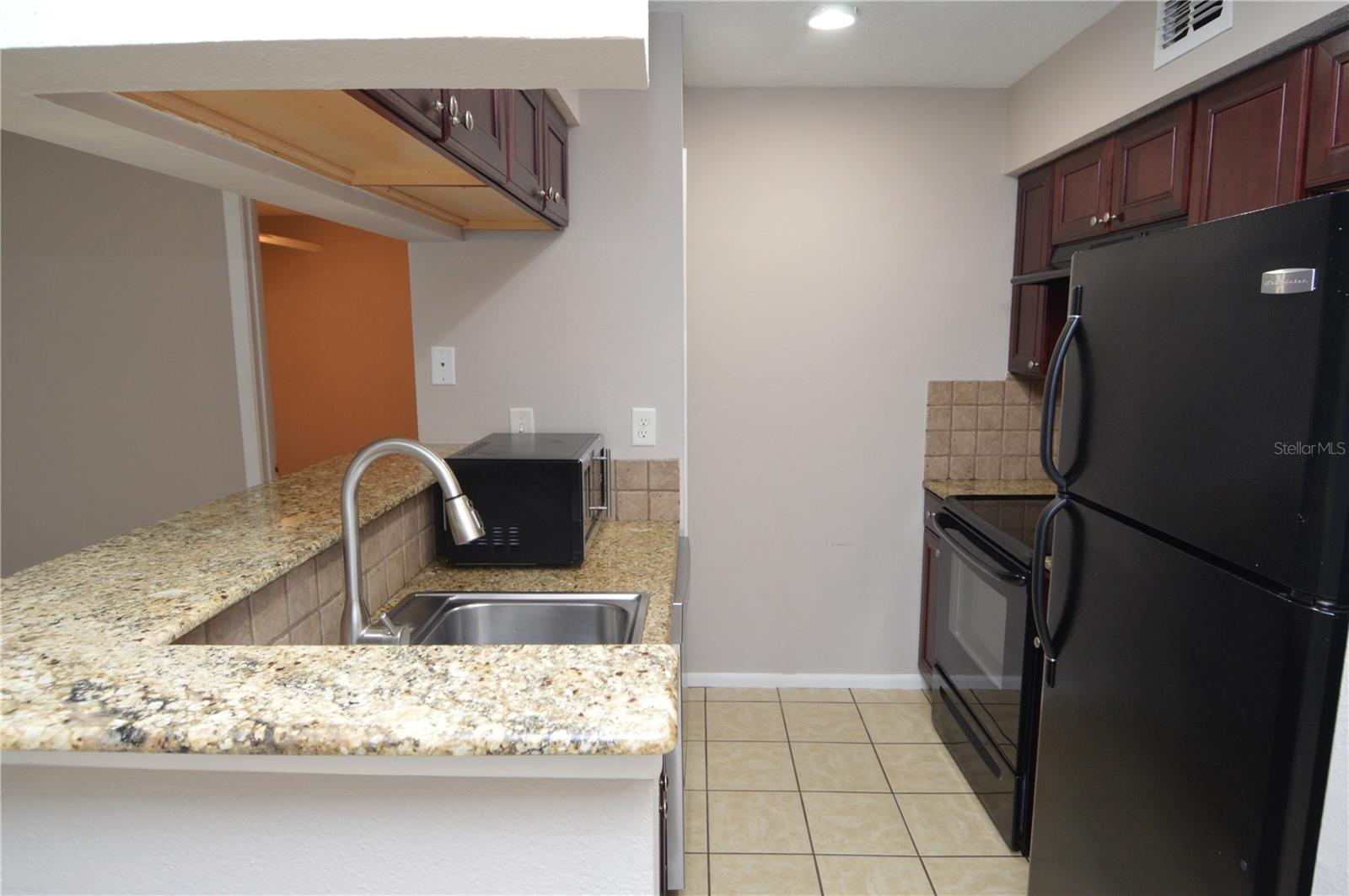 8653 FANCY FINCH DR #101, TAMPA, FL, 33614