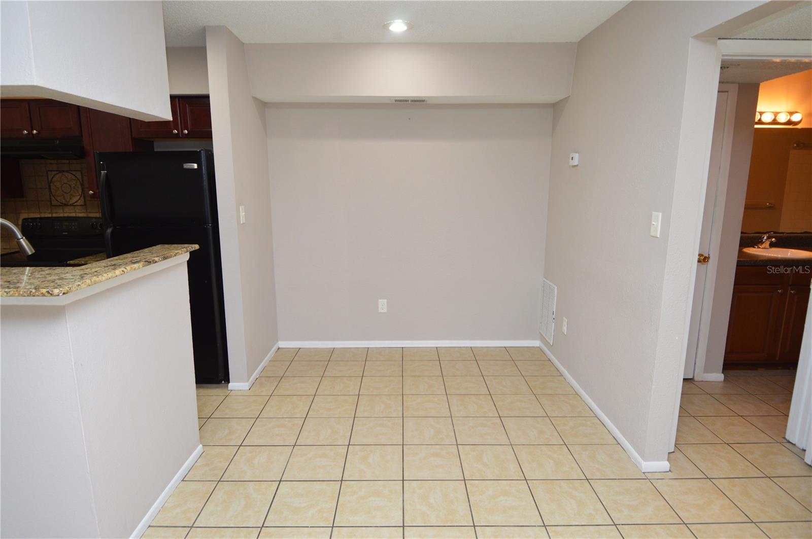 8653 FANCY FINCH DR #101, TAMPA, FL, 33614