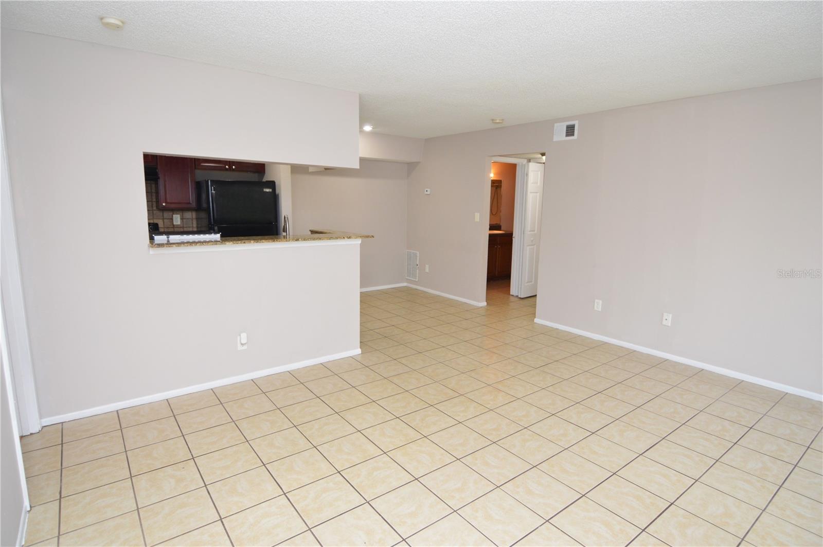 8653 FANCY FINCH DR #101, TAMPA, FL, 33614