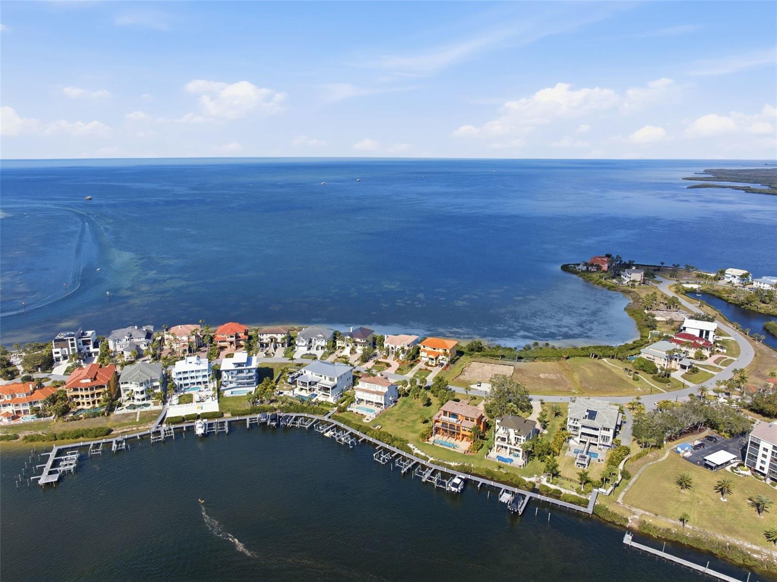 25 HARBORPOINTE DR, PORT RICHEY, FL, 34668