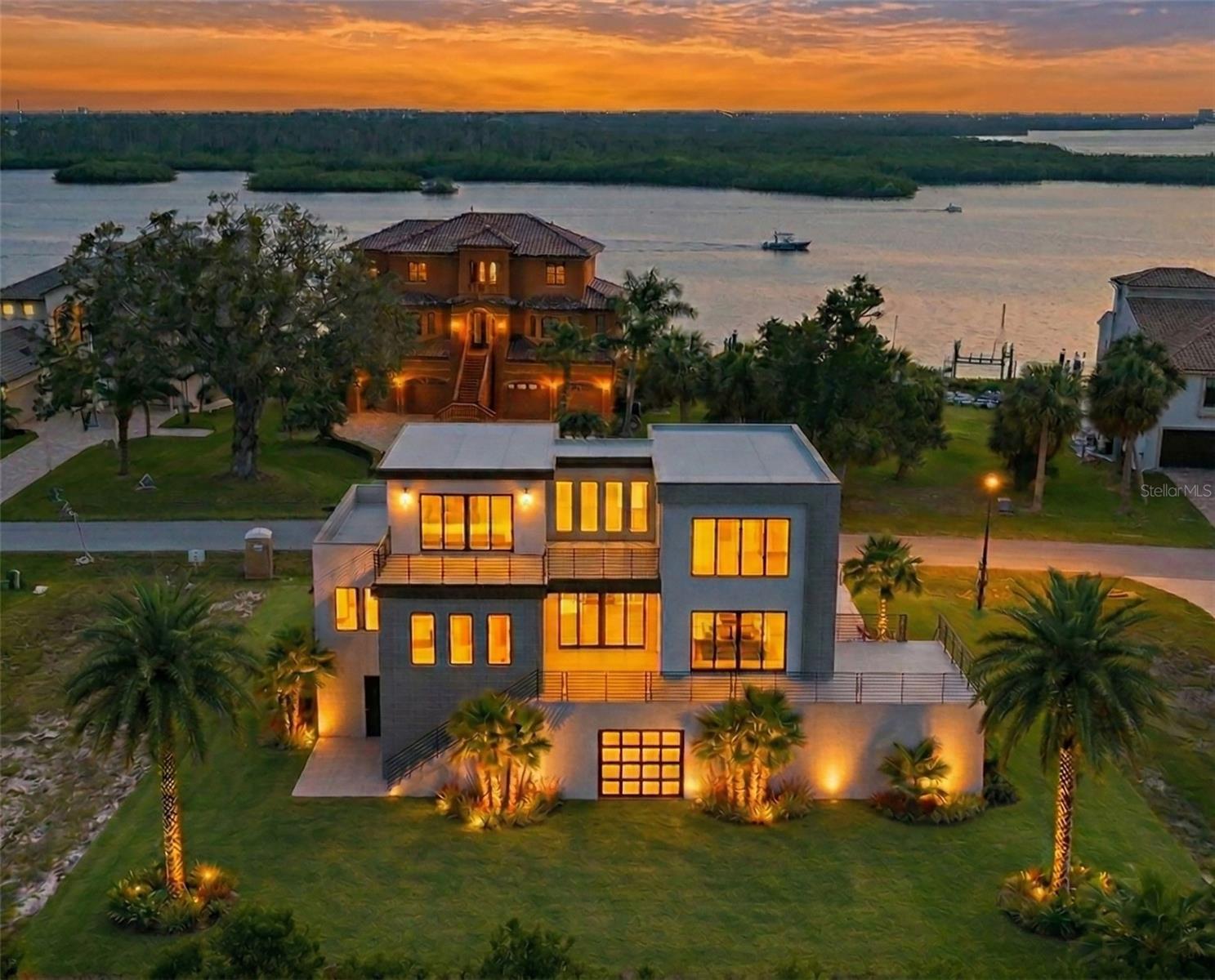 25 HARBORPOINTE DR, PORT RICHEY, FL, 34668