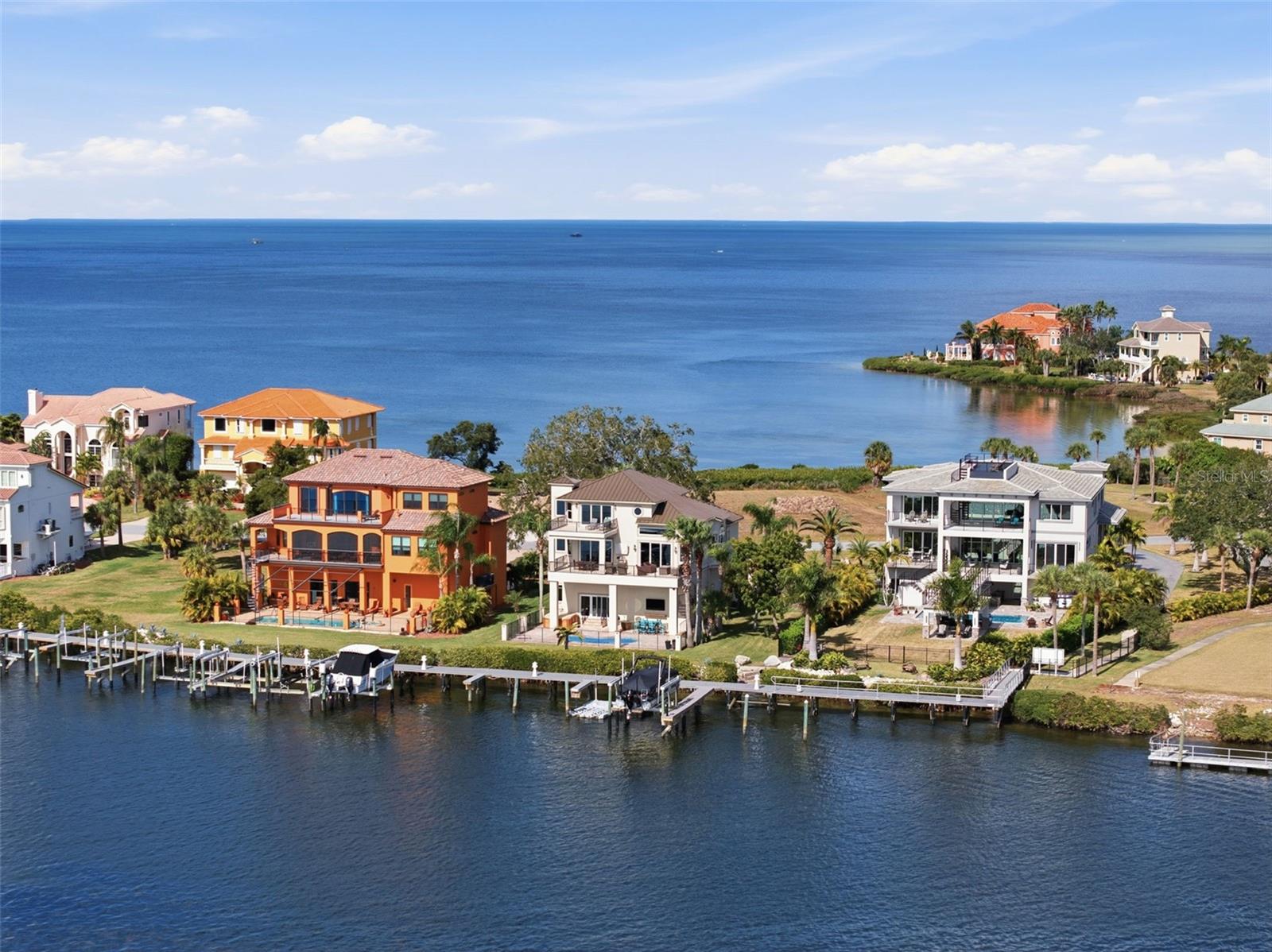 25 HARBORPOINTE DR, PORT RICHEY, FL, 34668