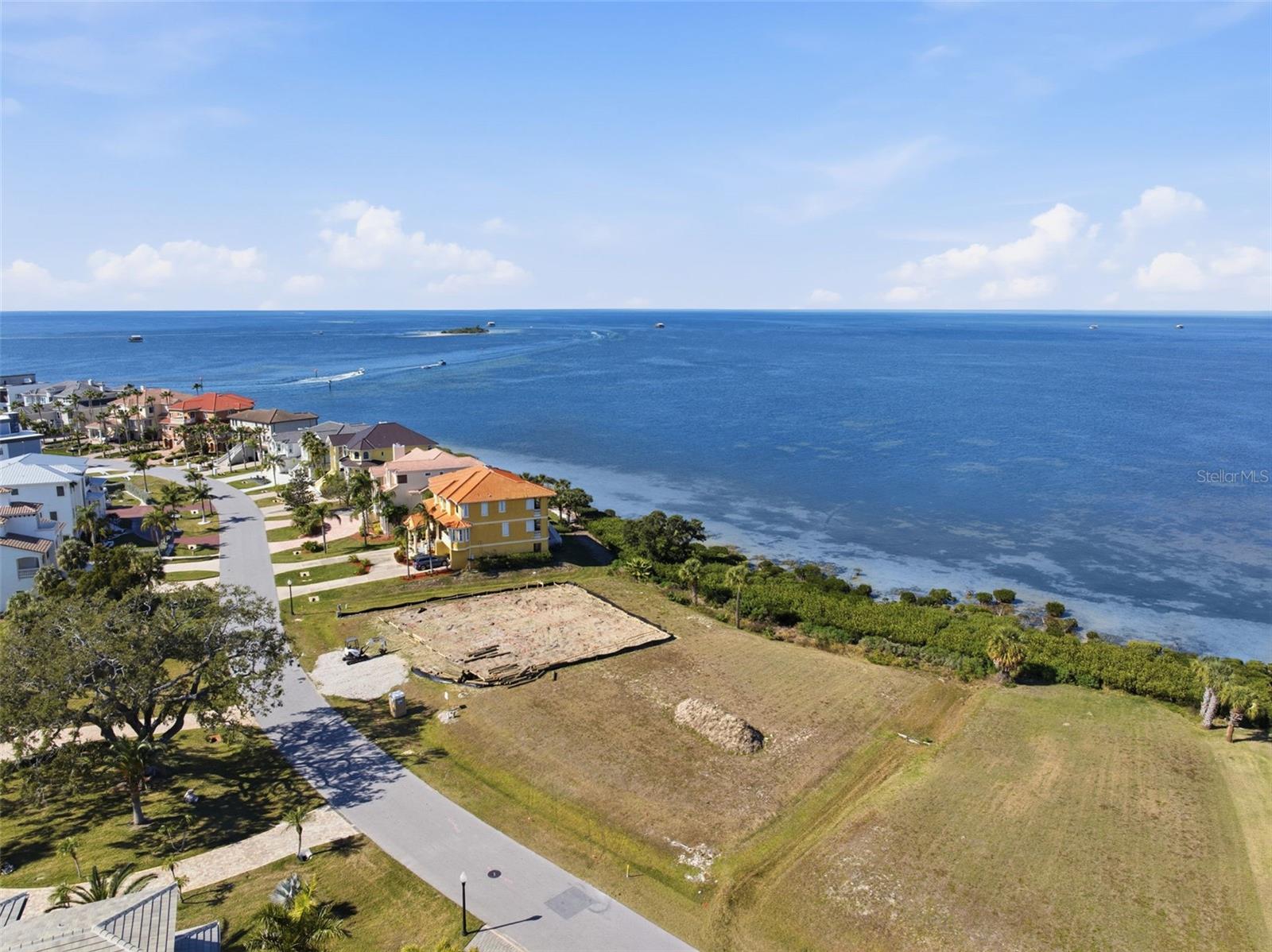 25 HARBORPOINTE DR, PORT RICHEY, FL, 34668