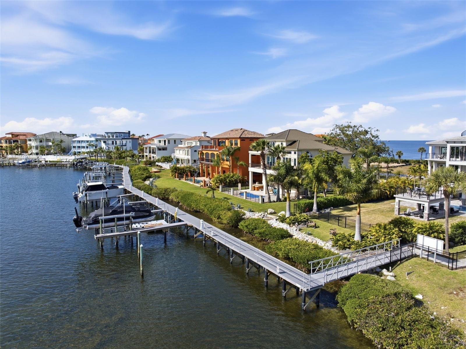 25 HARBORPOINTE DR, PORT RICHEY, FL, 34668