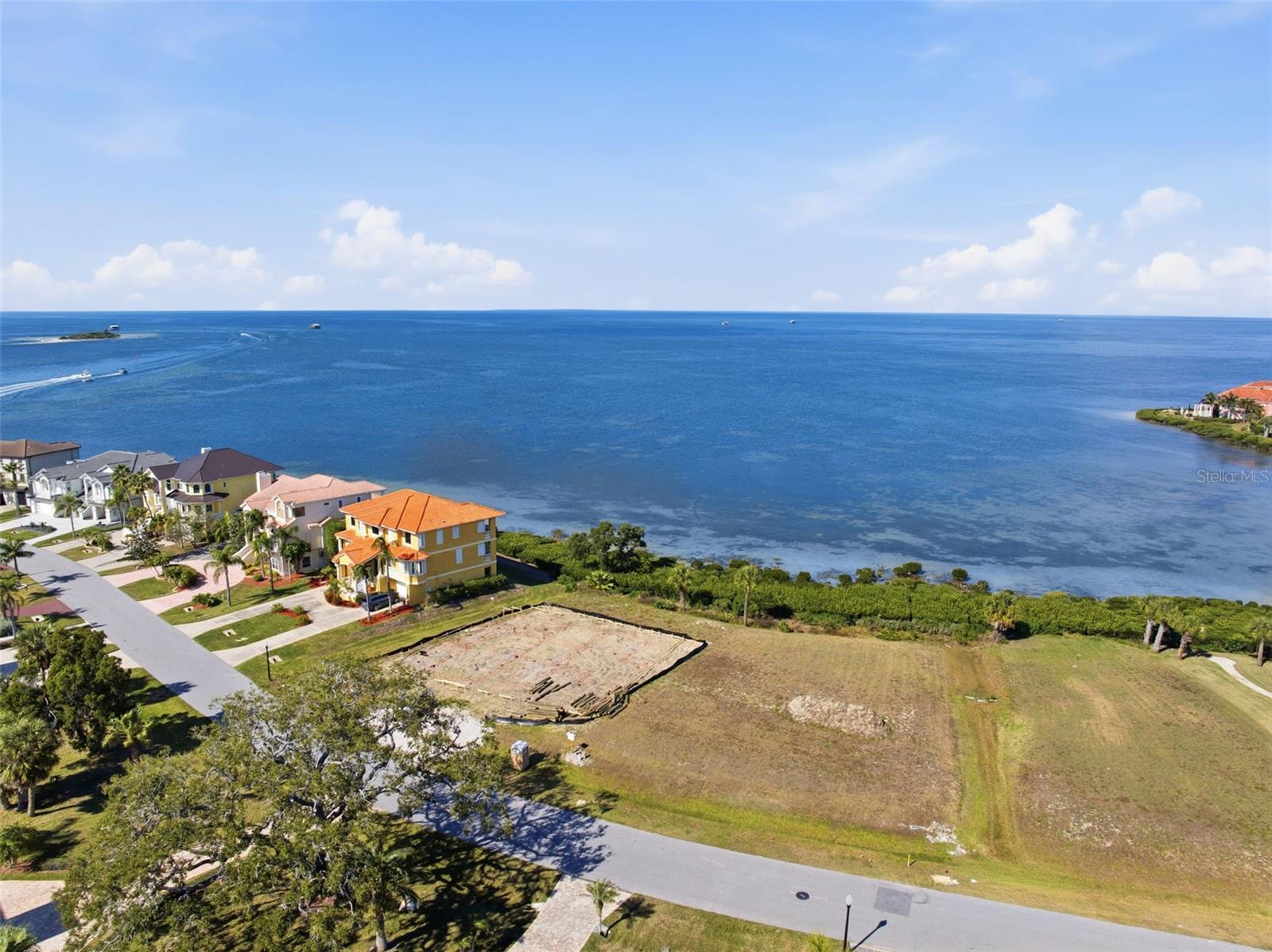 25 HARBORPOINTE DR, PORT RICHEY, FL, 34668