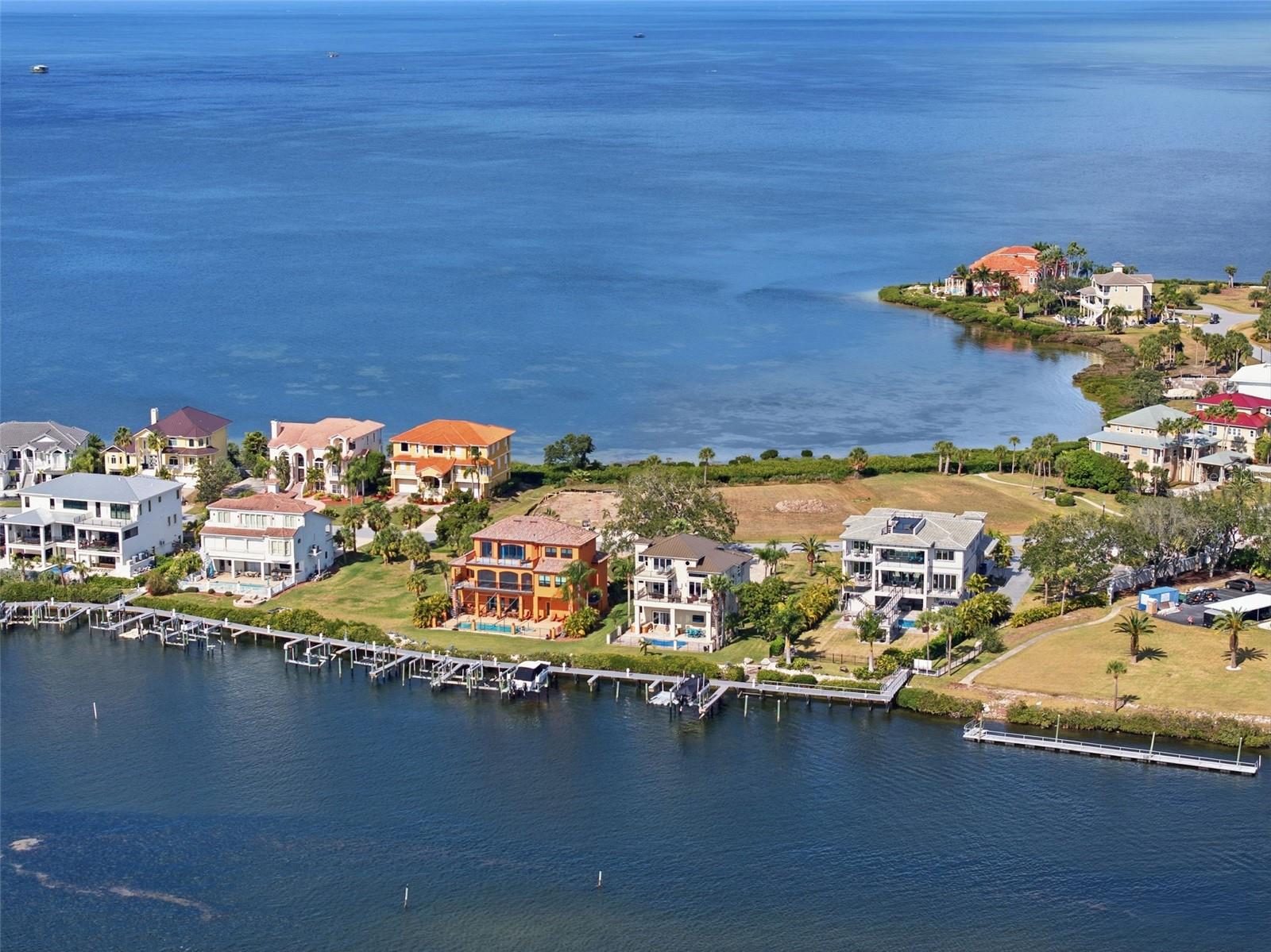 25 HARBORPOINTE DR, PORT RICHEY, FL, 34668