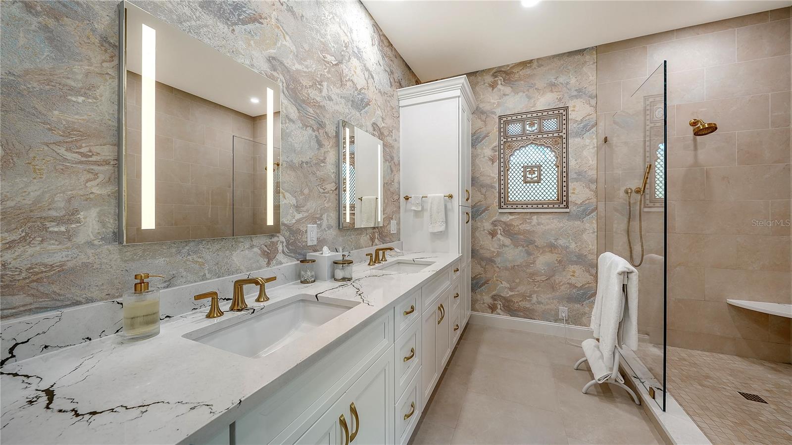 A4684805 Property Photo