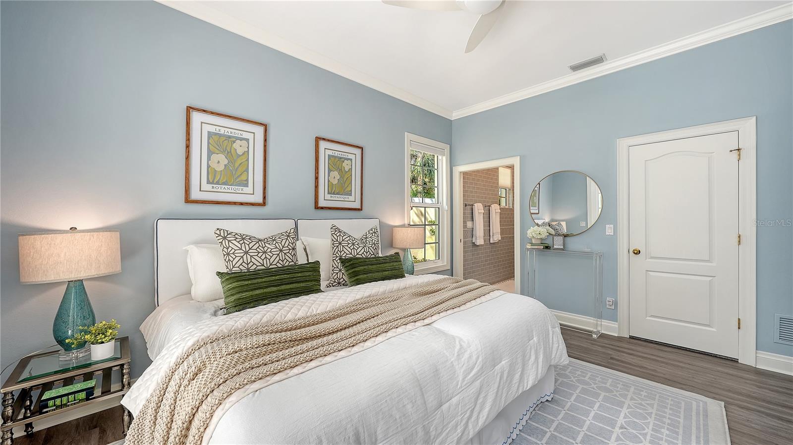 A4684805 Property Photo