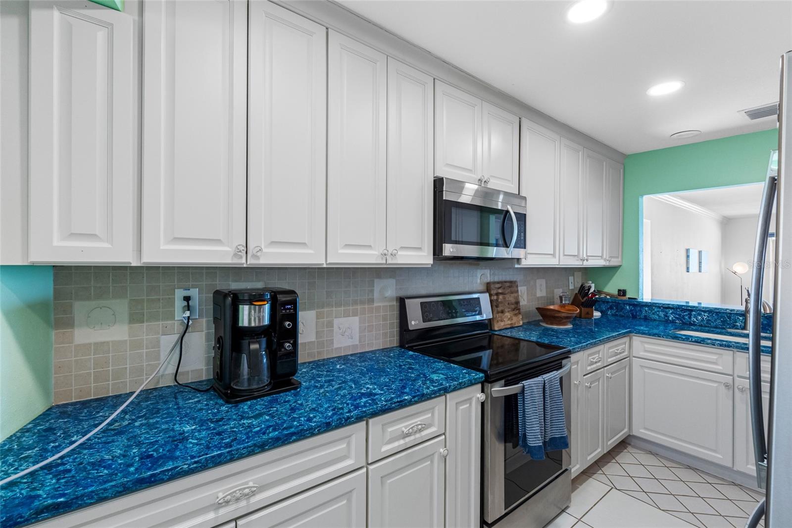 3100 GULF BLVD #431, BELLEAIR BEACH, FL, 33786