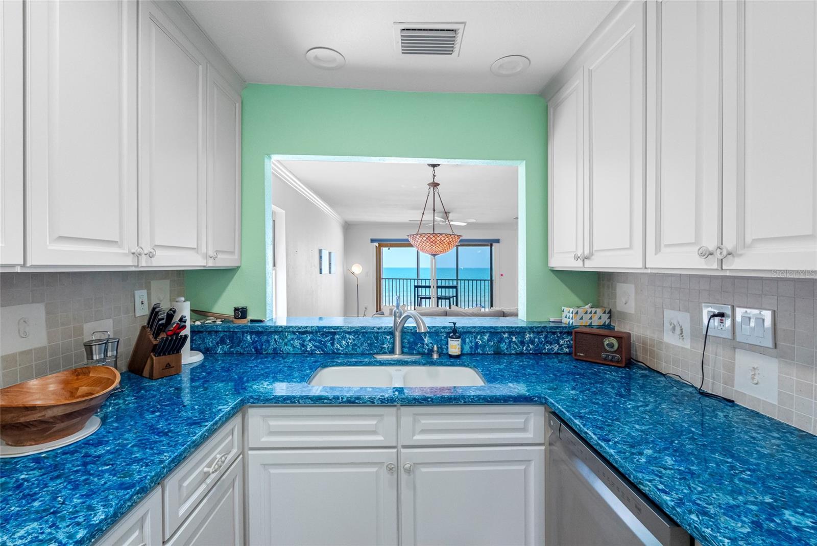 3100 GULF BLVD #431, BELLEAIR BEACH, FL, 33786