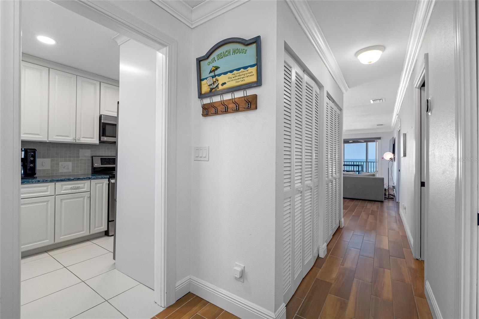 3100 GULF BLVD #431, BELLEAIR BEACH, FL, 33786