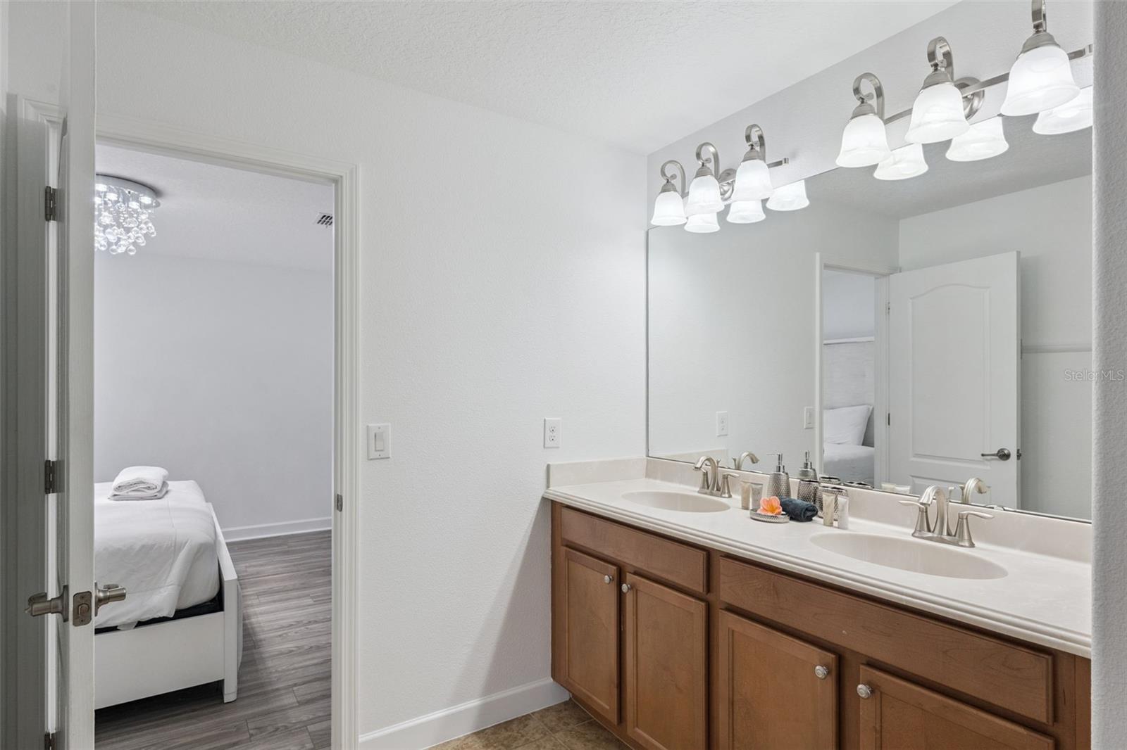 1430 MOON VALLEY DR, DAVENPORT, FL, 33896