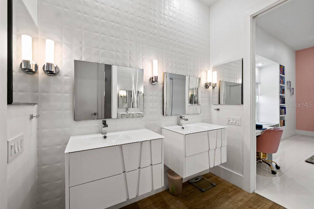 19002 DEER POINT PL, ODESSA, FL, 33556