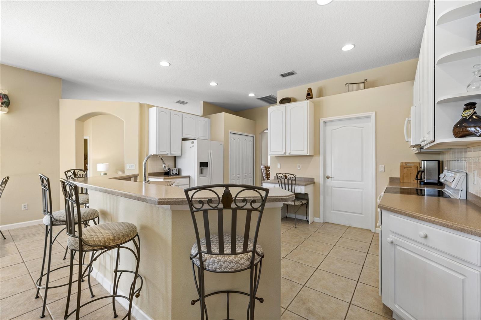 540 PRESTWICK DR, DAVENPORT, FL, 33897