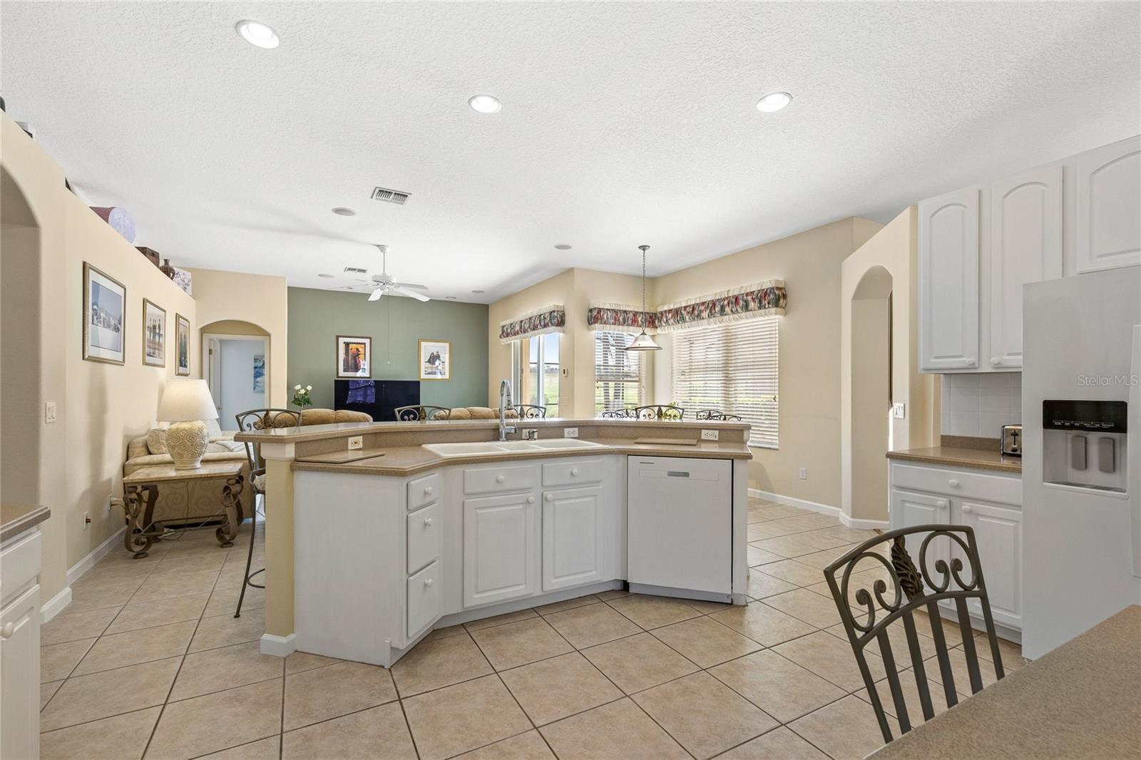 540 PRESTWICK DR, DAVENPORT, FL, 33897