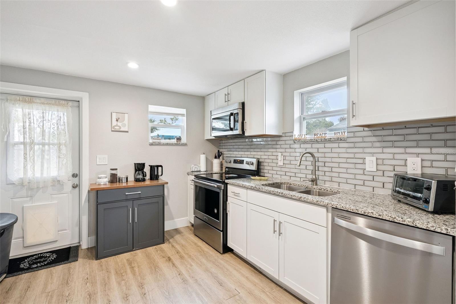 S5145093 Property Photo