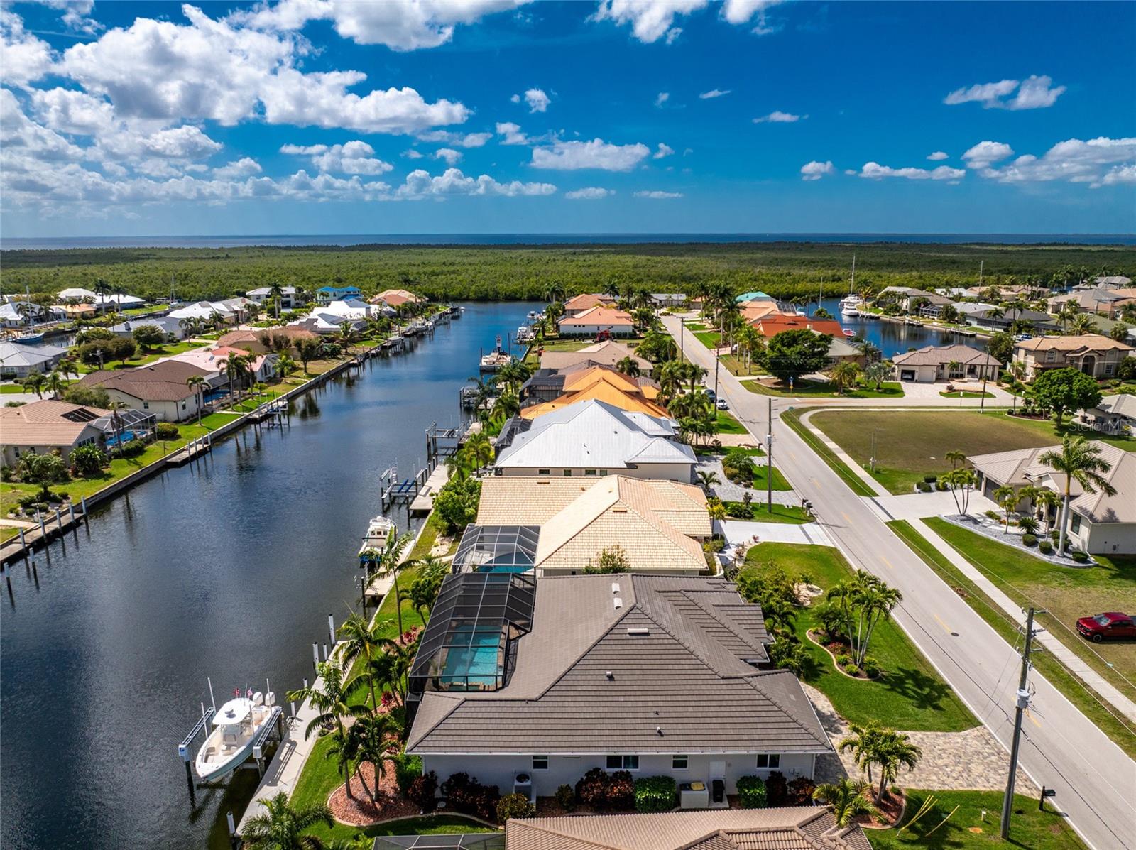3972 LA COSTA ISLAND CT, PUNTA GORDA, FL, 33950