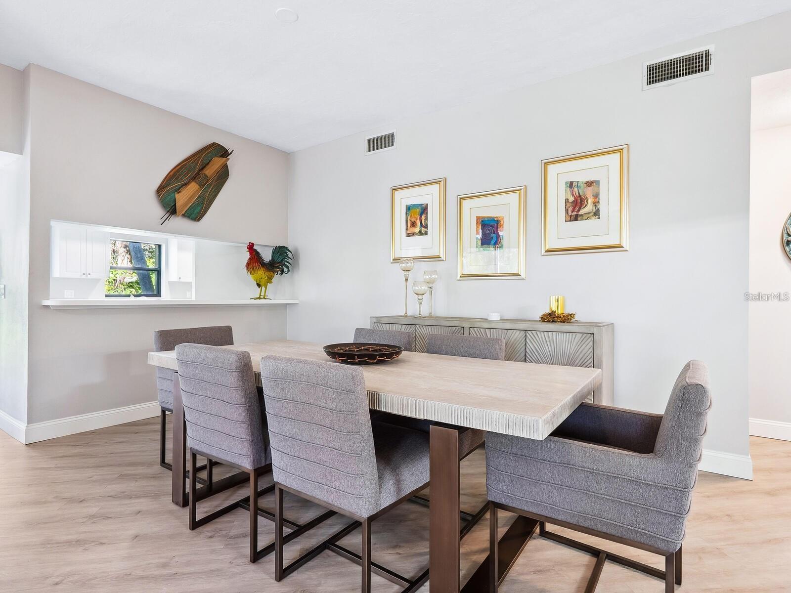 1680 STARLING DR #101, SARASOTA, FL, 34231