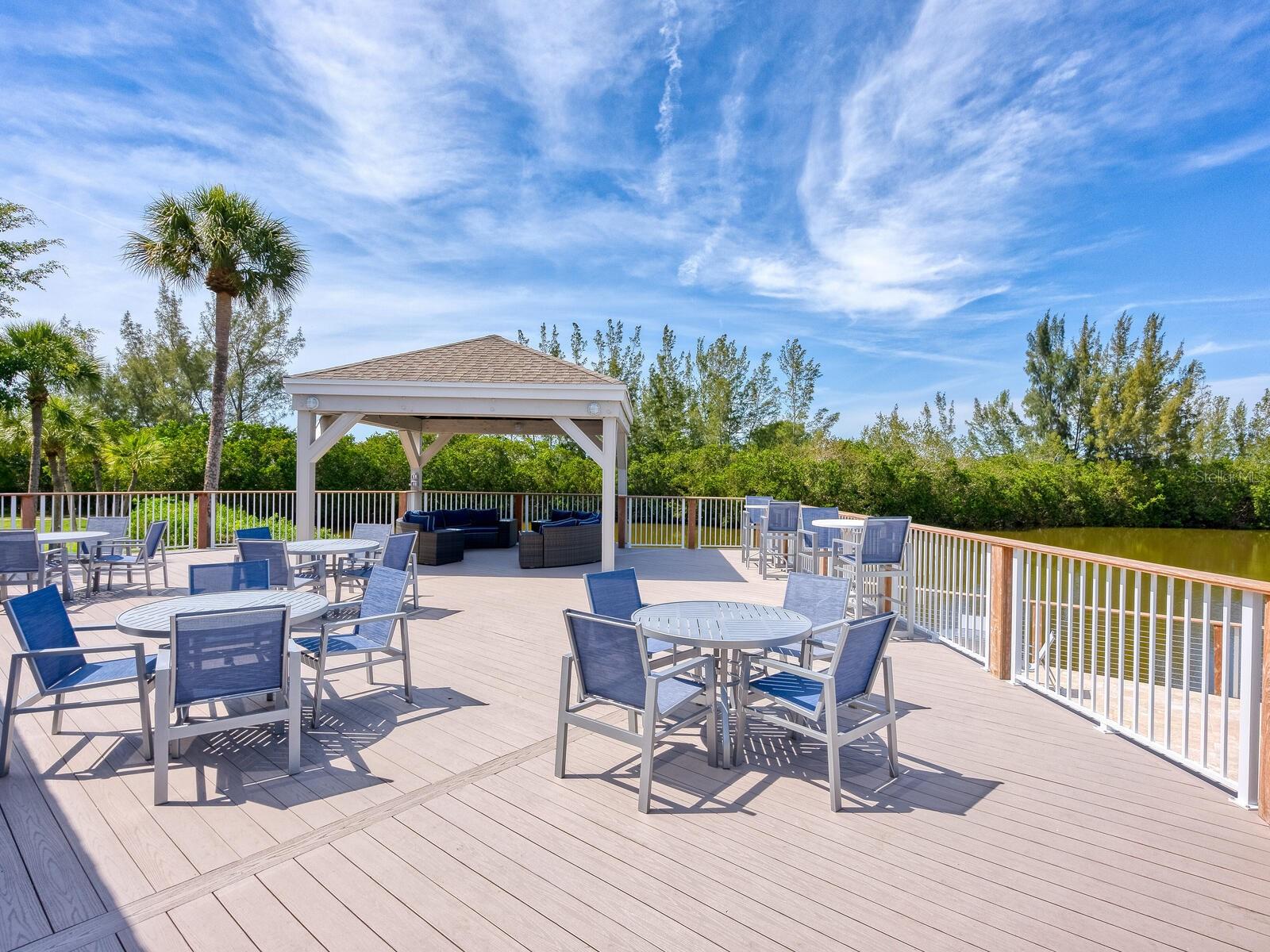 26 TIDY ISLAND BLVD, BRADENTON, FL, 34210