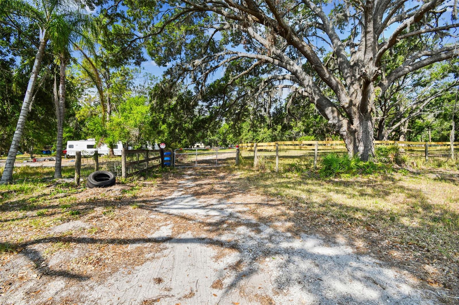 UNPLATTED, WIMAUMA, FL, 33598