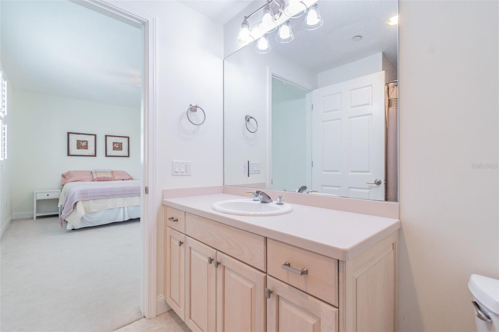VINOY PLACE CONDO, ST PETERSBURG, FL, 33701