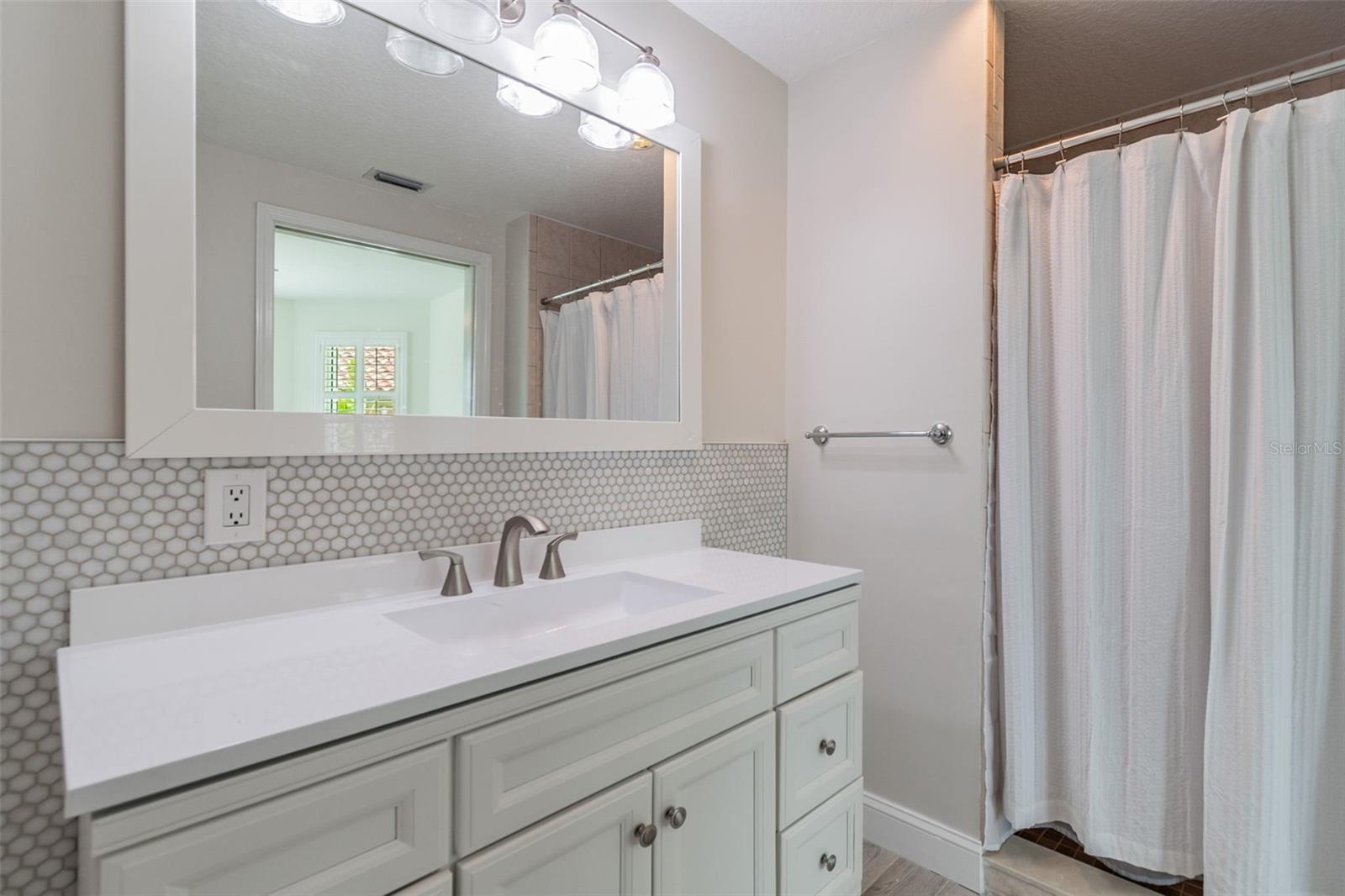 VINOY PLACE CONDO, ST PETERSBURG, FL, 33701