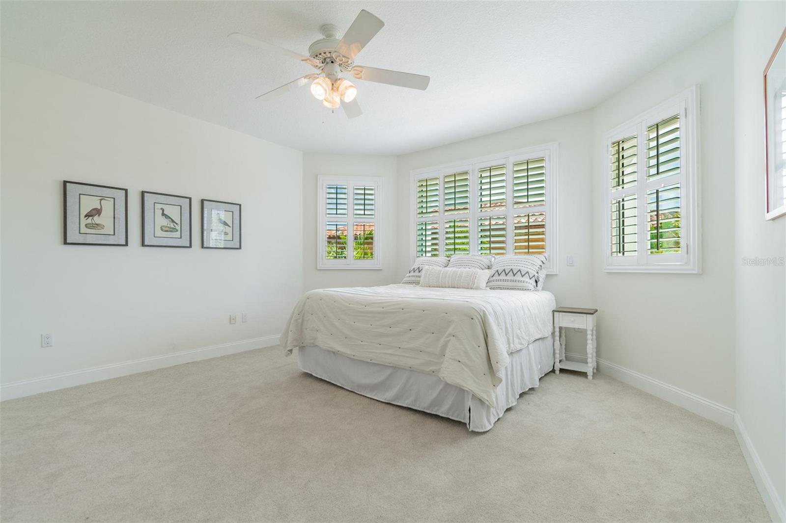 VINOY PLACE CONDO, ST PETERSBURG, FL, 33701