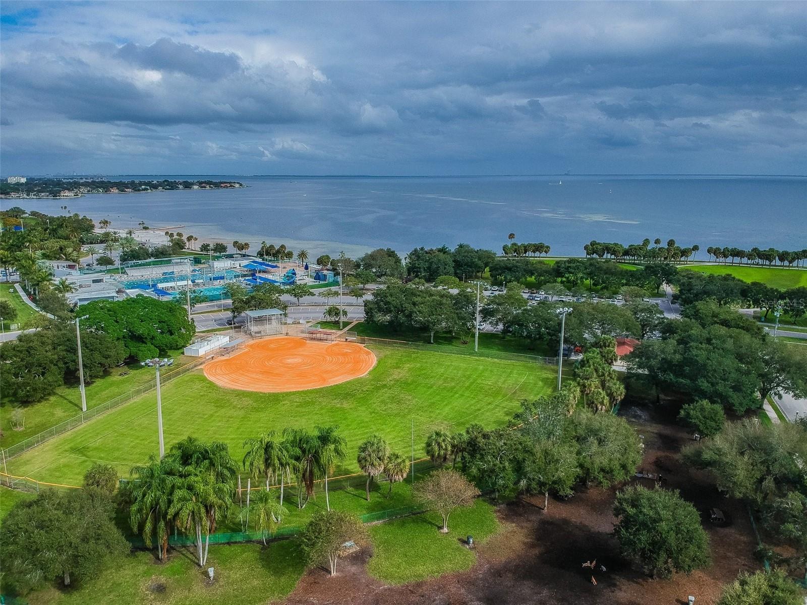 VINOY PLACE CONDO, ST PETERSBURG, FL, 33701