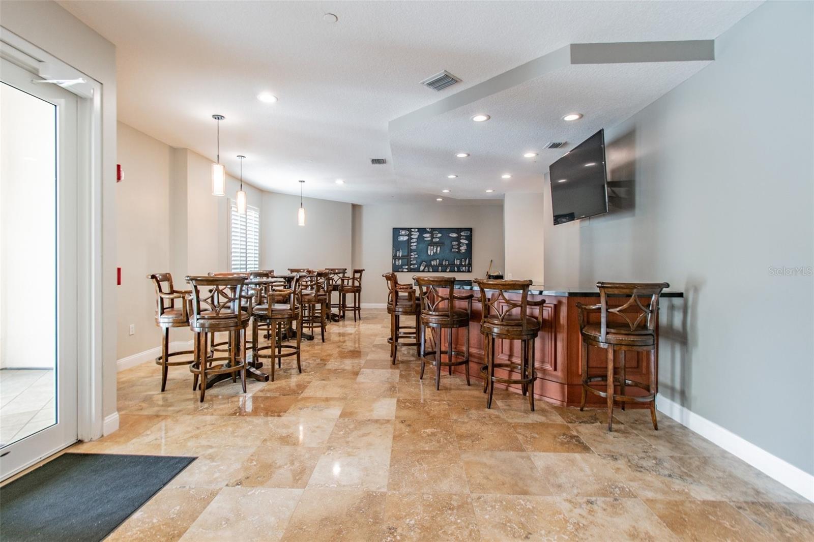 VINOY PLACE CONDO, ST PETERSBURG, FL, 33701