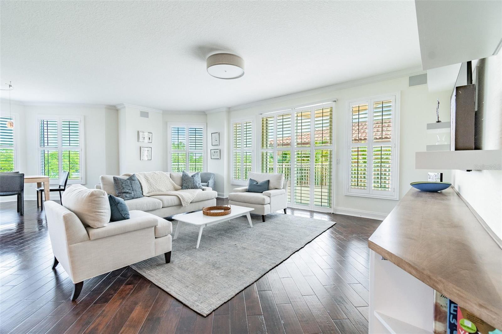 VINOY PLACE CONDO, ST PETERSBURG, FL, 33701