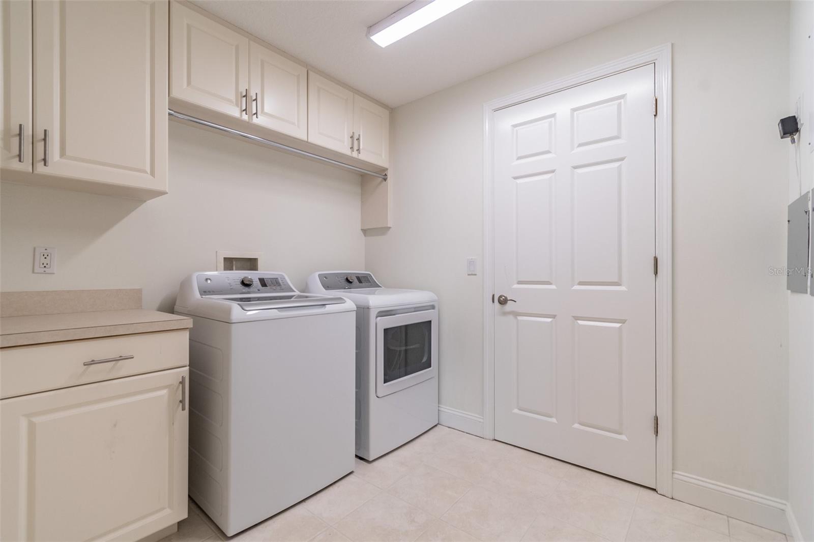 VINOY PLACE CONDO, ST PETERSBURG, FL, 33701