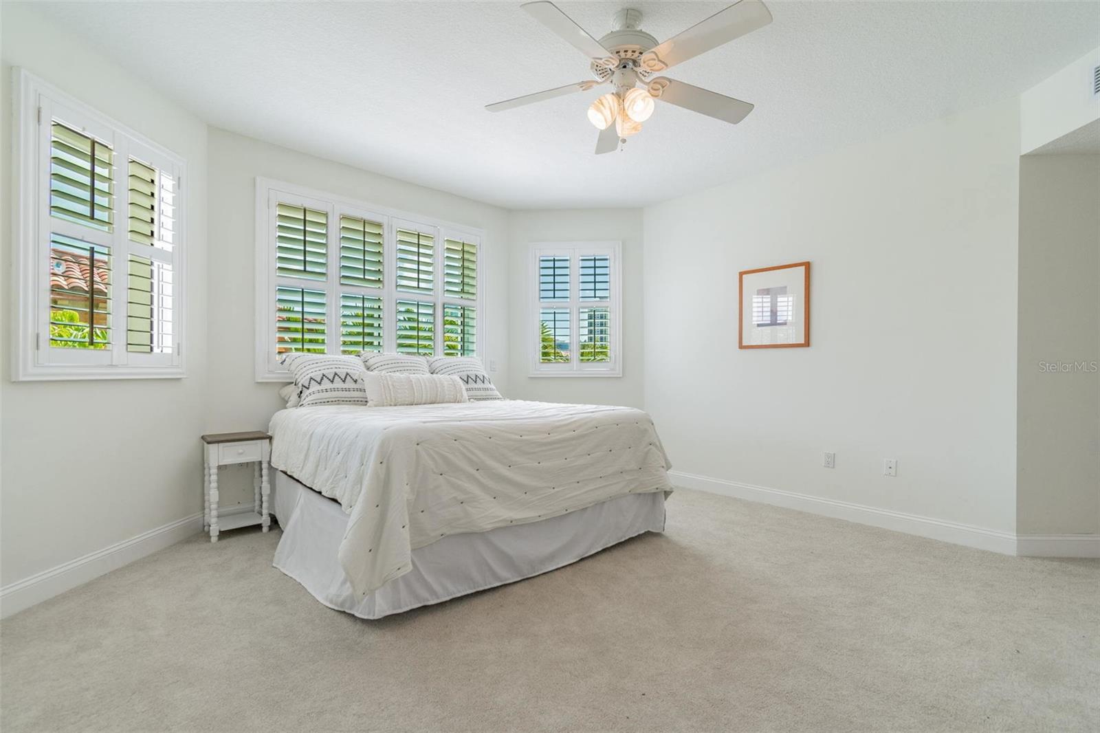 VINOY PLACE CONDO, ST PETERSBURG, FL, 33701