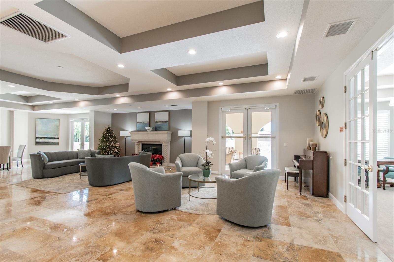 VINOY PLACE CONDO, ST PETERSBURG, FL, 33701