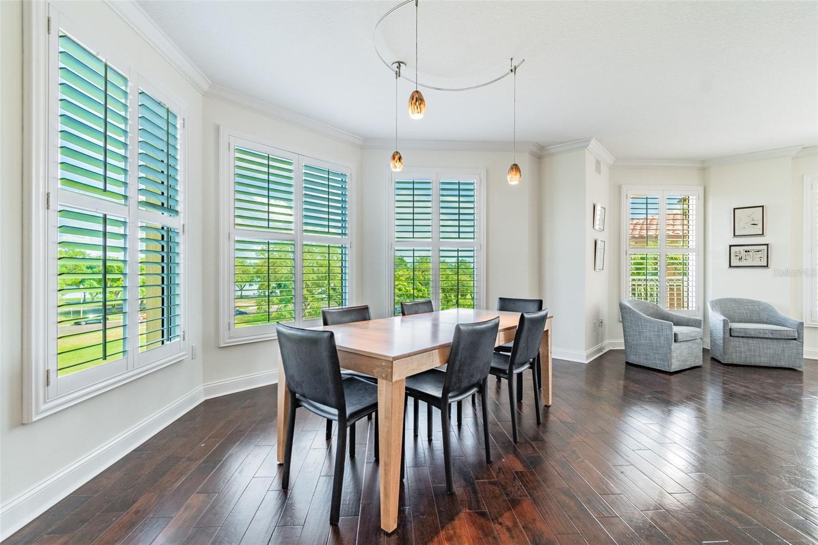 VINOY PLACE CONDO, ST PETERSBURG, FL, 33701