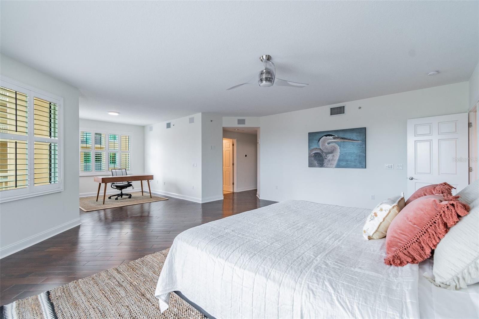 VINOY PLACE CONDO, ST PETERSBURG, FL, 33701